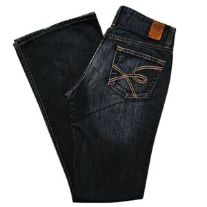 💥BKE Culture Flare/Wide Leg Jeans. Women's Size: Waist 28x33 Inseam.